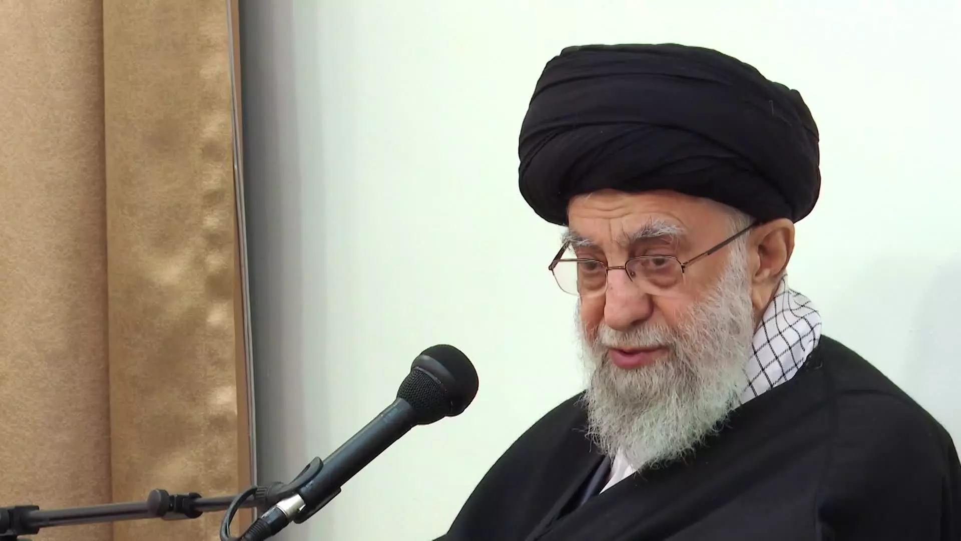 خصوصیات شهید سلیمان را ماورایی نکنید