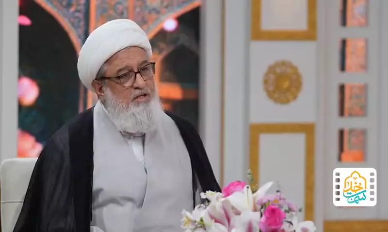 عالم به دنبال مقصد و گمشده اش است