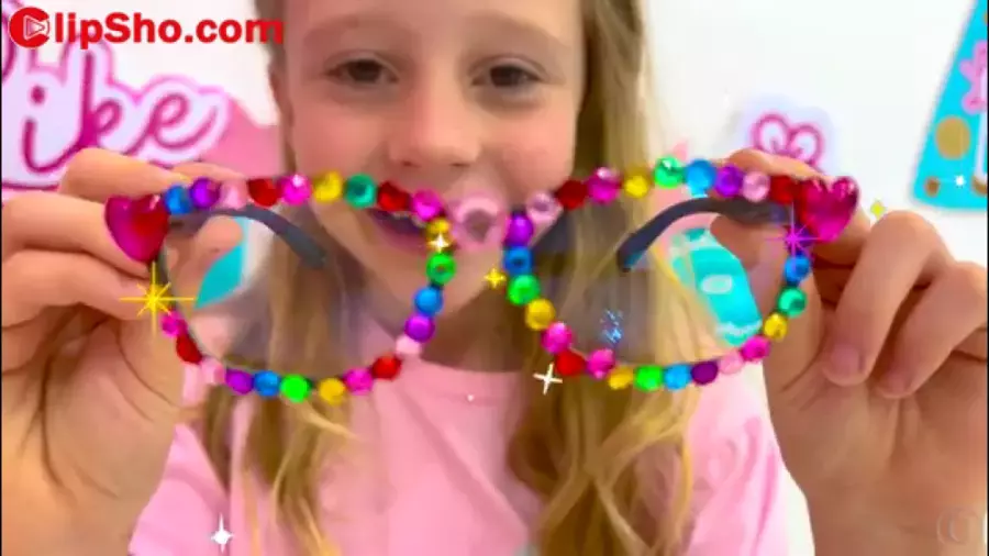 ماجراهای ناستیا و بابایی جدید - برنامه کودک ناستیا و استیسی - کیفیت عالی