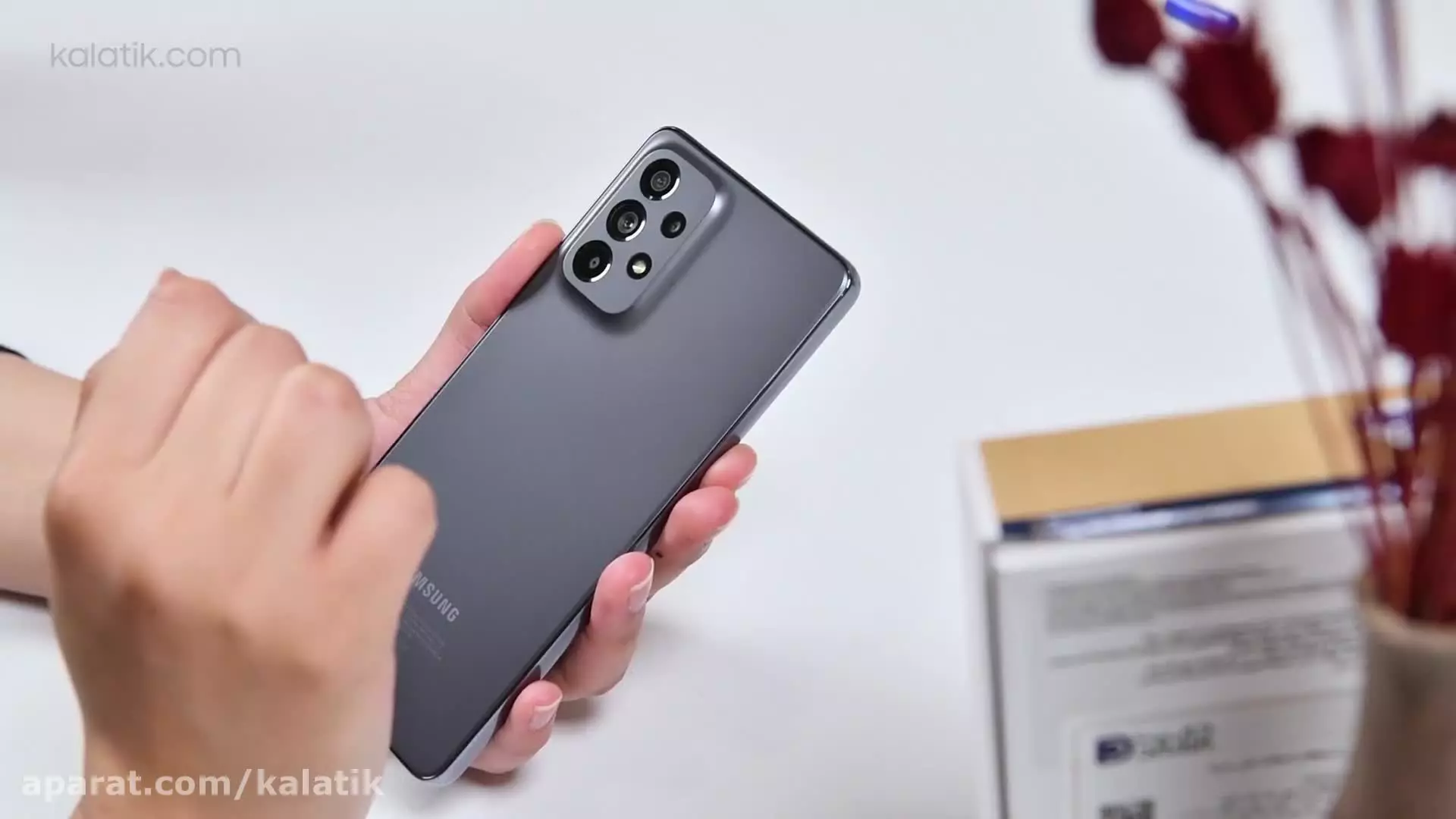 نقد و بررسی سامسونگ گلکسی A73 در کالاتیک | Galaxy A73