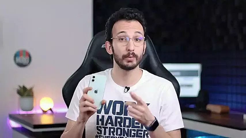 بررسی آیفون ۱۲ موبونیوز