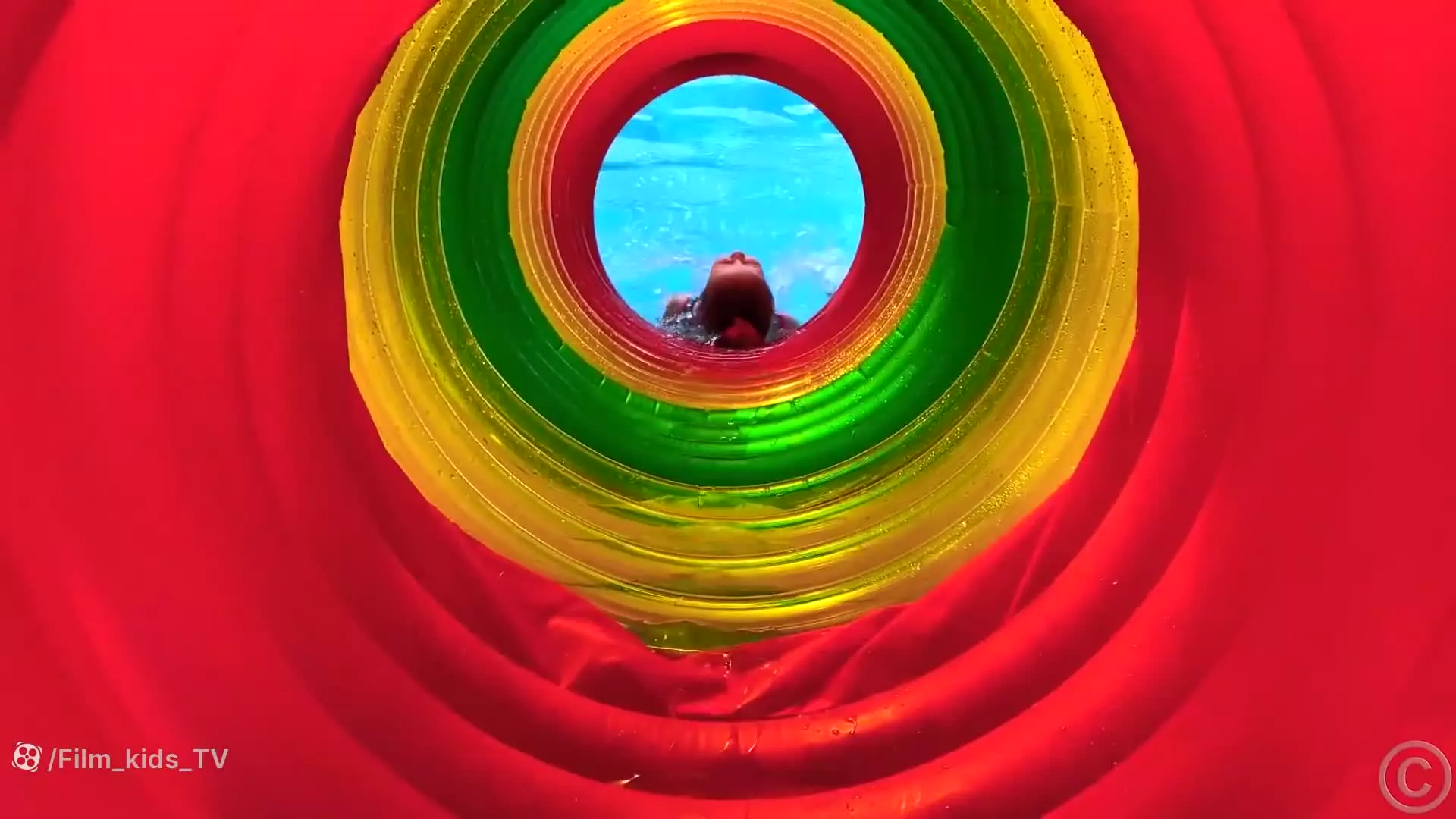 ناستیاشو - کارتون ناستیا - ناستیا پدر را برای شناکردن وانمو میکند