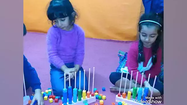 بازی‌های فکری: کلید موفقیت آموزشی در مهد کودک فرزندان آفتاب