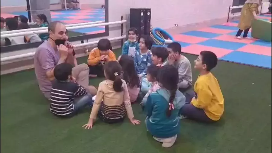 بازی درمانی گروهی: راهی برای بهبود روحیه کودکان