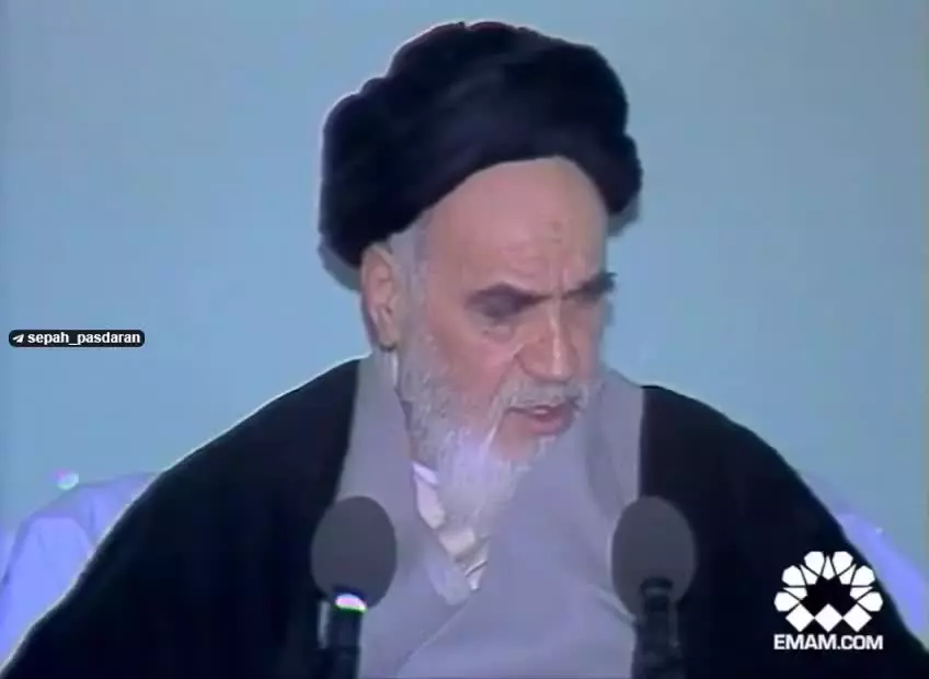 امام خمینی(ره): شنیدم رئیس‌جمهور آمریکا گفته است که ایران مارا تحقیر کرد
