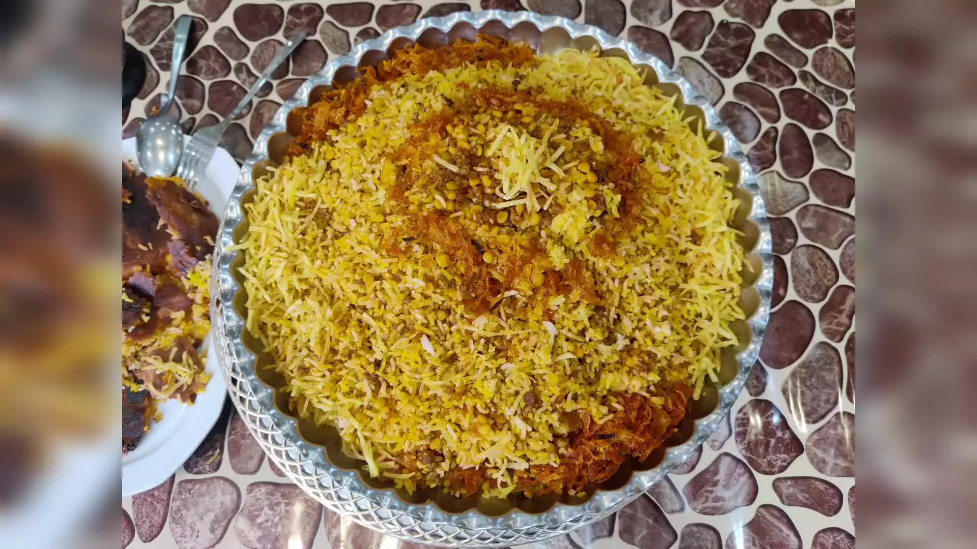 چطور قیمه پلو مجلسی درست کنیم؟ دستورالعملی ساده و لذیذ!