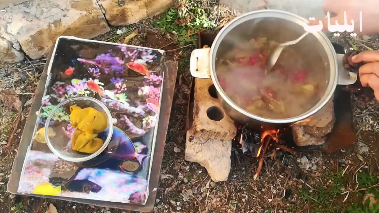 قورمه گوشت سنتی روی آتش: طرز تهیه یک غذای محلی خوشمزه