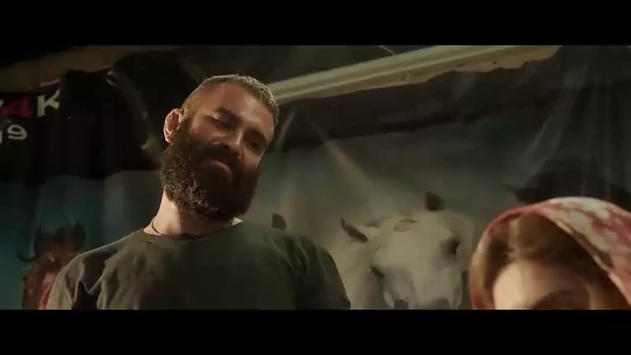دانلود فیلم سینمایی ایرانی ابلق کارگردان نرگس آبیار